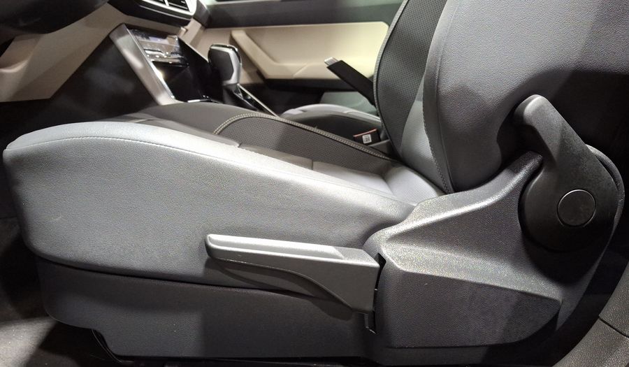 Volkswagen Virtus 1.0 HIGHLINE AUTO Sedan 2024