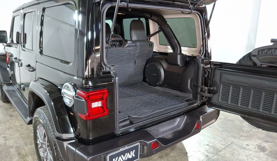 Jeep Wrangler 2.0 UNLIMITED SAHARA AUTO 4WD Suv 2024
