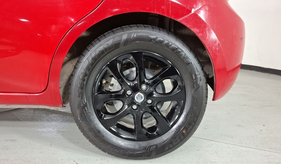 Nissan March 1.6 EXCLUSIVE BI-TONO AUTO Hatchback 2020