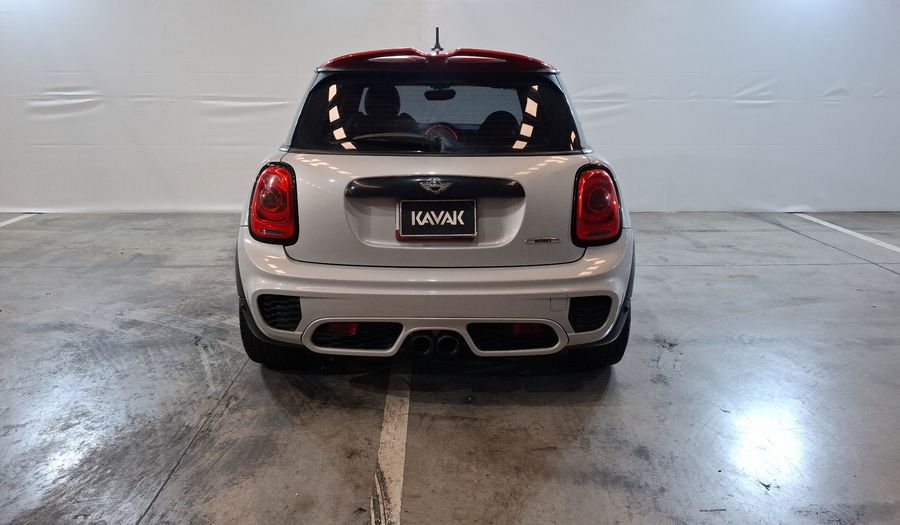 Mini John Cooper Works 2.0 JOHN COOPER WORKS HOT CHILI AT Hatchback 2016