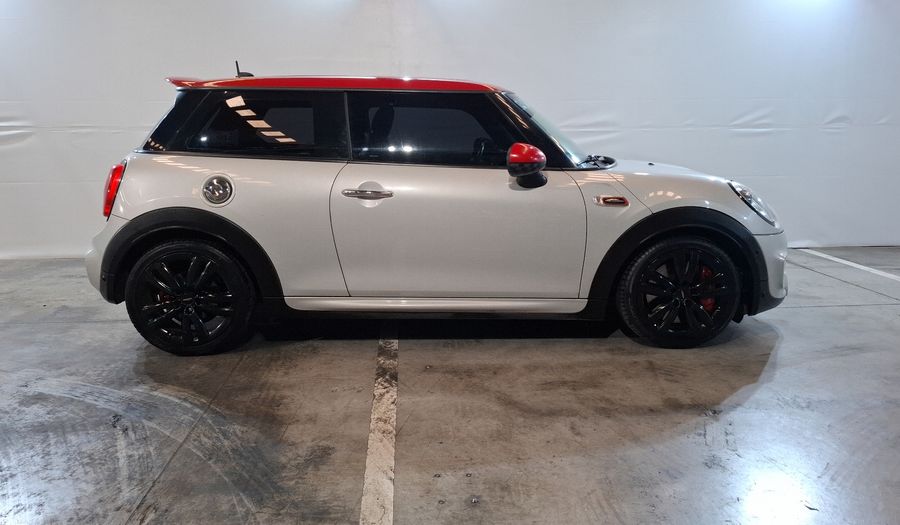 Mini John Cooper Works 2.0 JOHN COOPER WORKS HOT CHILI AT Hatchback 2016