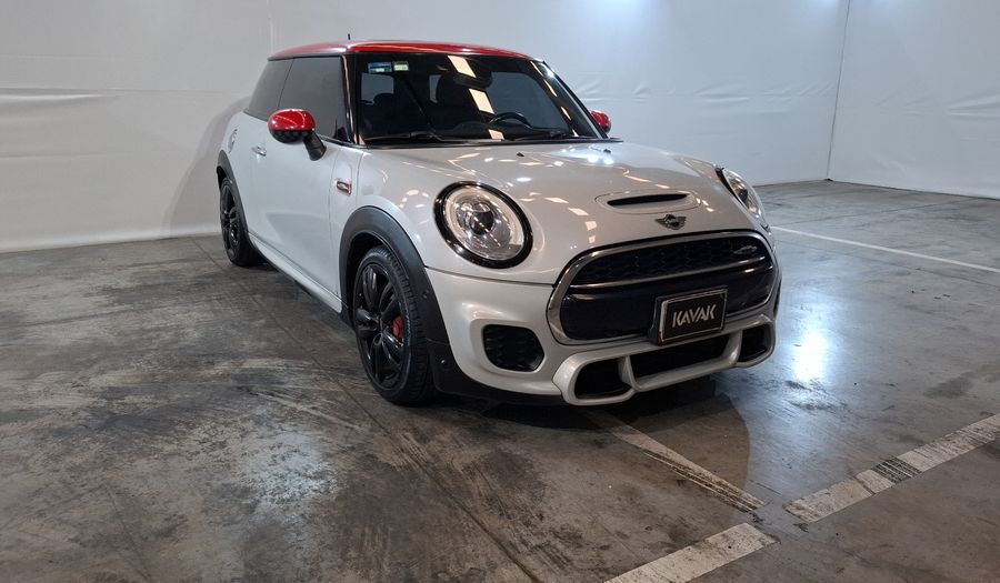 Mini John Cooper Works 2.0 JOHN COOPER WORKS HOT CHILI AT Hatchback 2016