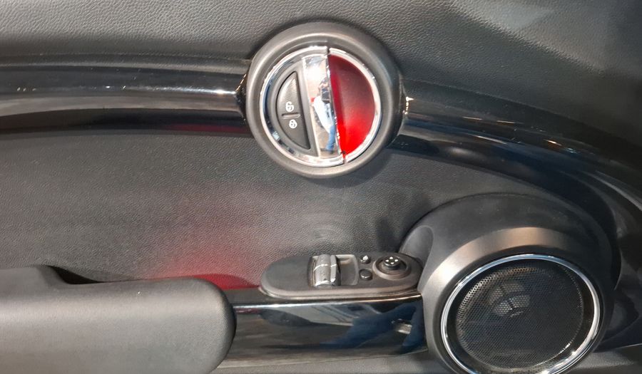 Mini John Cooper Works 2.0 JOHN COOPER WORKS HOT CHILI AT Hatchback 2016