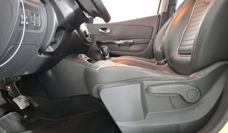 Renault Captur 2.0 ICONIC AUTO Hatchback 2018