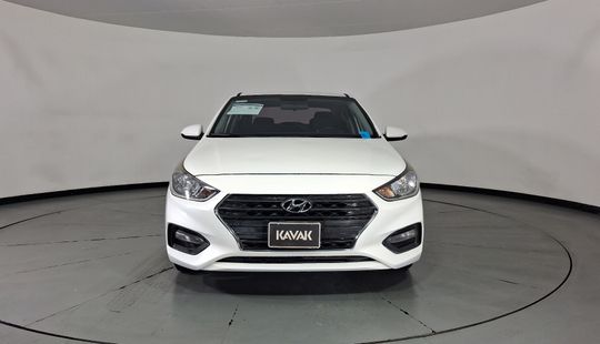 Hyundai • Accent