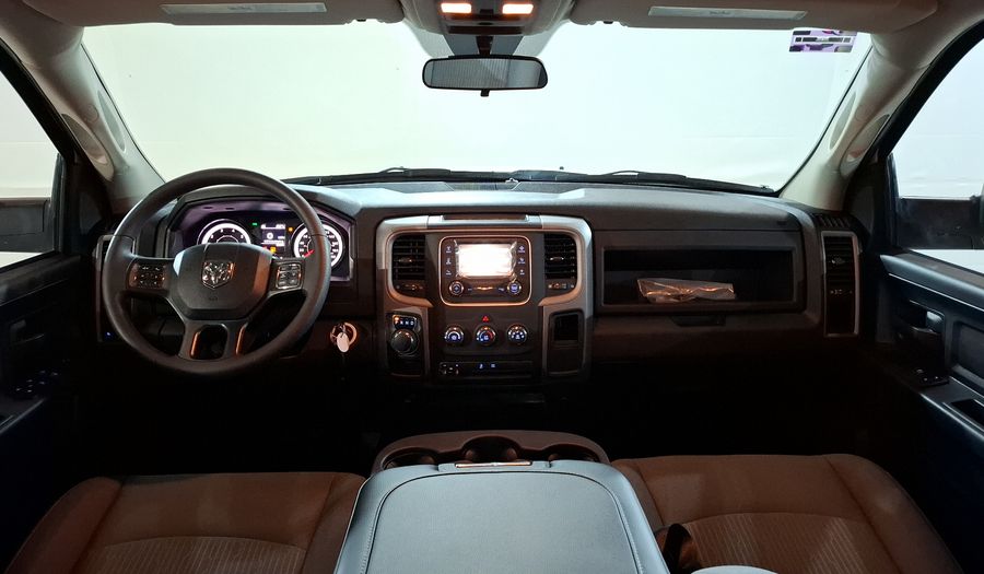 Ram 1500 3.6 CLASSIC TRADESMAN V6 4X2 AUTO Pickup 2024