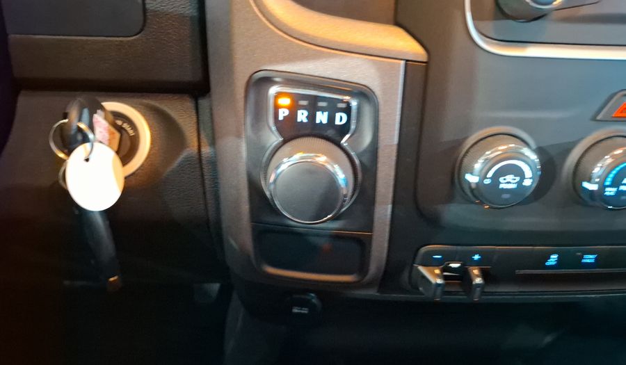 Ram 1500 3.6 CLASSIC TRADESMAN V6 4X2 AUTO Pickup 2024