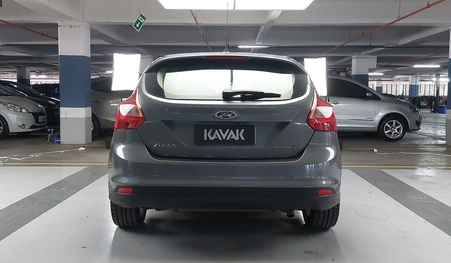 Ford Focus 2.0 16V SE POWERSHIFT Hatchback 2015