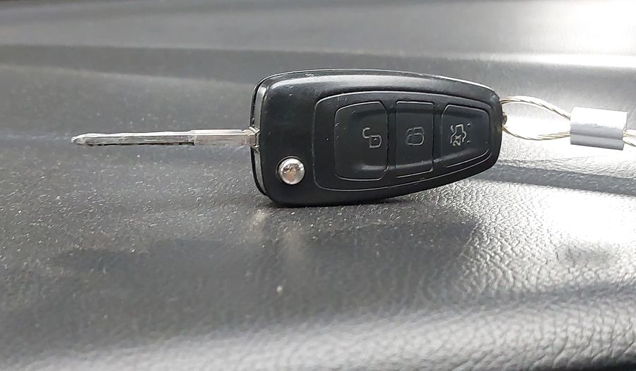 Ford Focus 2.0 16V SE POWERSHIFT Hatchback 2015