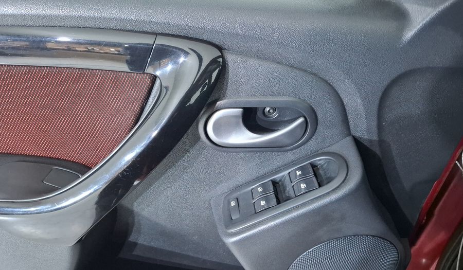 Renault Stepway 1.6 DYNAMIQUE MT Hatchback 2012