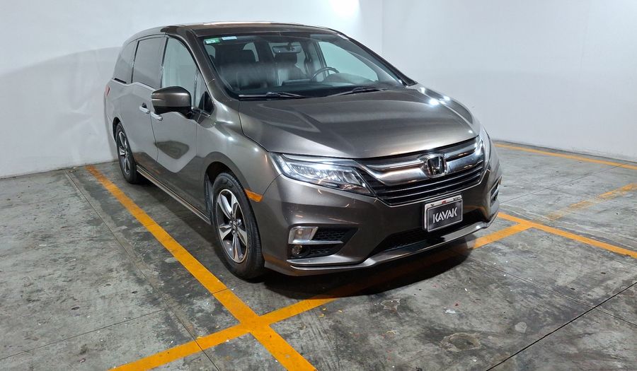 Honda Odyssey 3.5 TOURING AUTO Minivan 2018