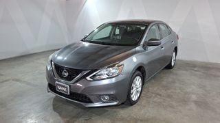 Nissan • Sentra