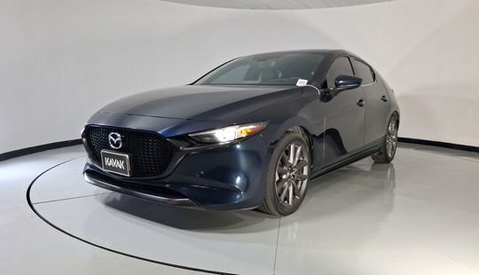 Mazda • Mazda 3