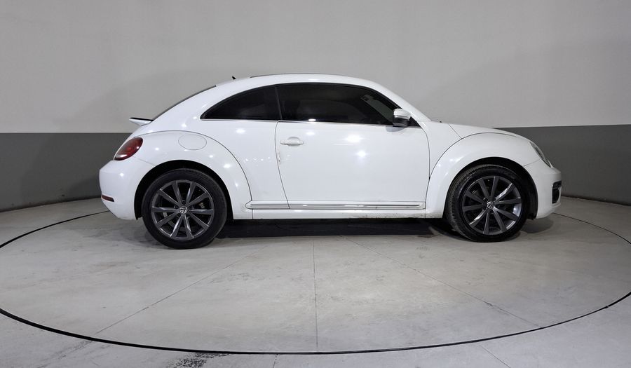 Volkswagen Beetle 2.5 SPORT TIPTRONIC Hatchback 2017