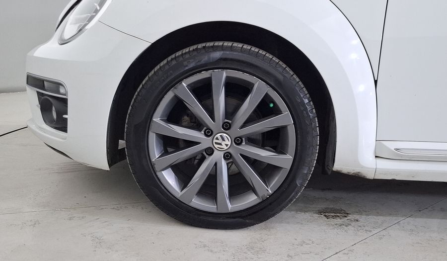 Volkswagen Beetle 2.5 SPORT TIPTRONIC Hatchback 2017