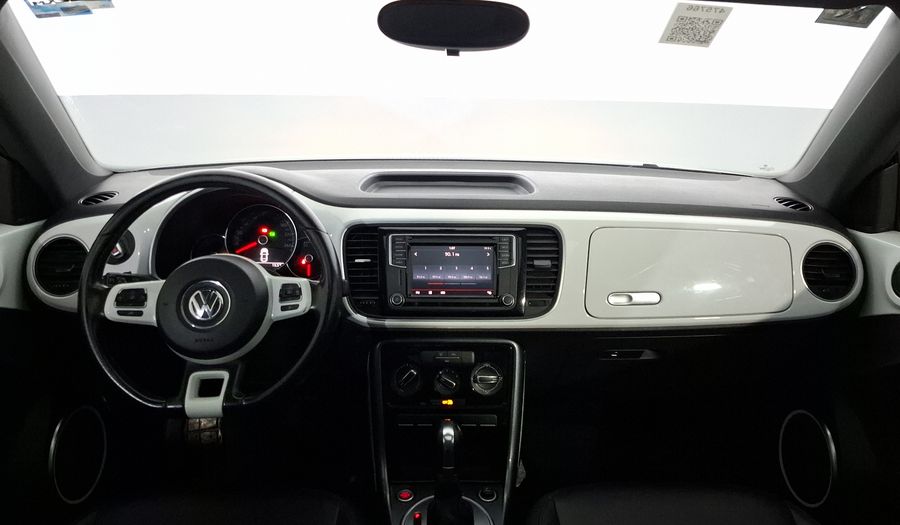 Volkswagen Beetle 2.5 SPORT TIPTRONIC Hatchback 2017