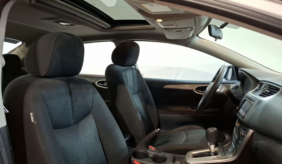 Nissan Sentra 1.8 SR NAVI CVT Sedan 2015