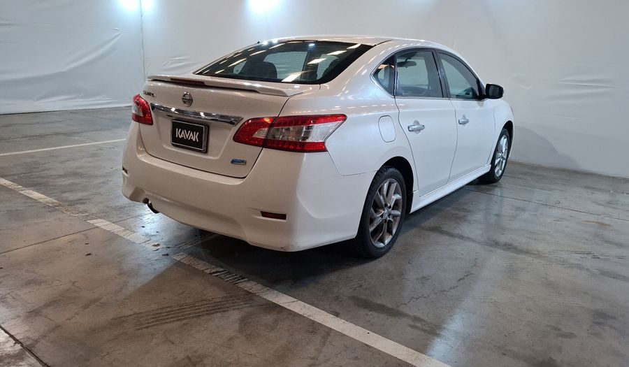 Nissan Sentra 1.8 SR NAVI CVT Sedan 2015