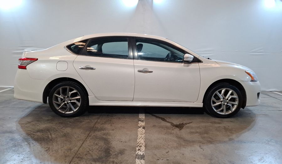 Nissan Sentra 1.8 SR NAVI CVT Sedan 2015