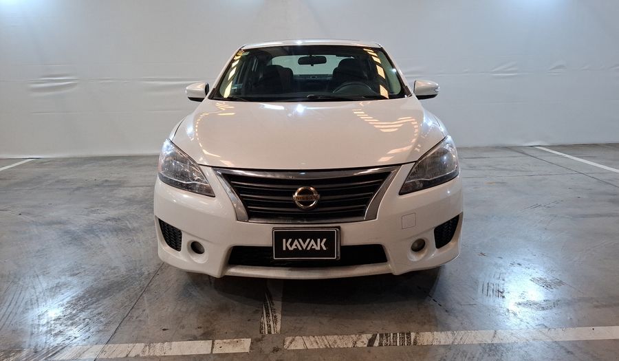 Nissan Sentra 1.8 SR NAVI CVT Sedan 2015