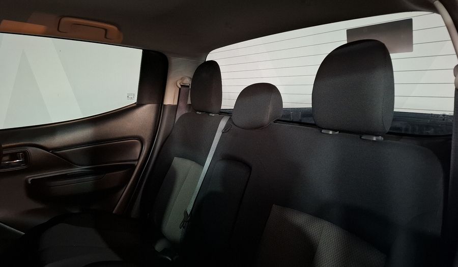 Mitsubishi L200 2.4 GLX DIESEL 4WD Pickup 2024