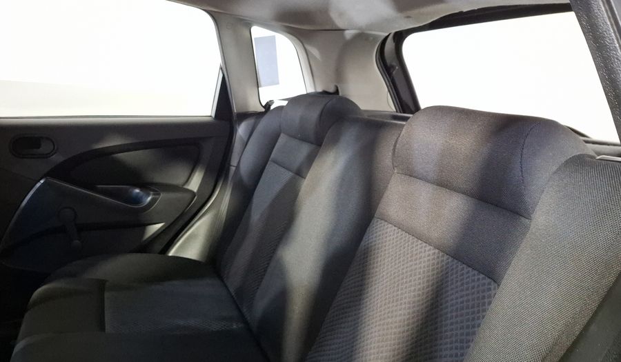 Ford Fiesta 1.6 FIESTA IKON HATCH AMBIENTE A/A MT Hatchback 2014