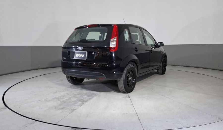 Ford Fiesta 1.6 FIESTA IKON HATCH AMBIENTE A/A MT Hatchback 2014