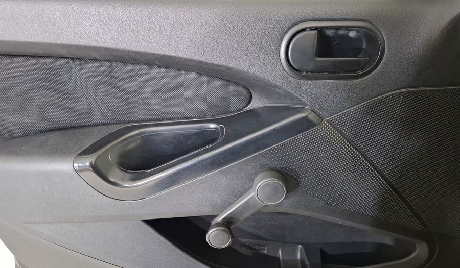 Ford Fiesta 1.6 FIESTA IKON HATCH AMBIENTE A/A MT Hatchback 2014