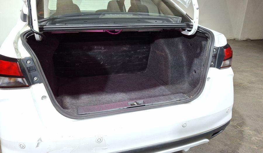 Nissan Versa 1.6 SENSE Sedan 2020
