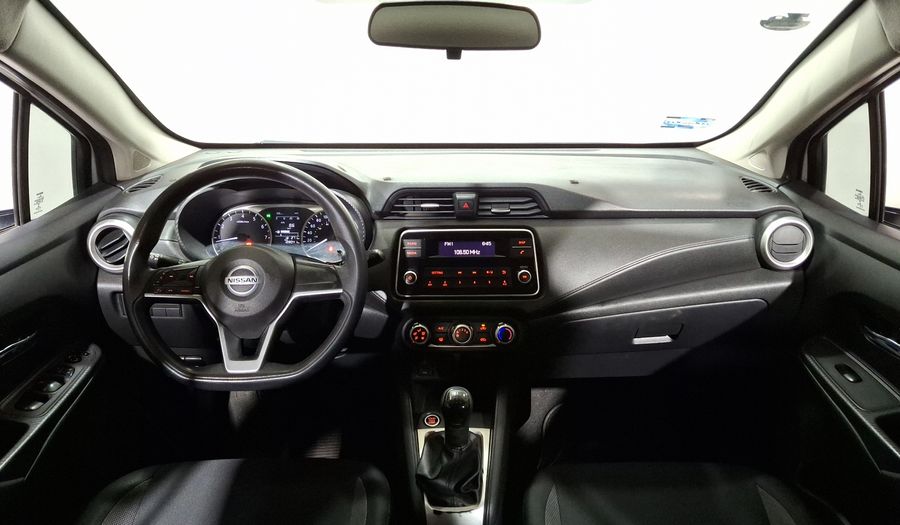 Nissan Versa 1.6 SENSE Sedan 2020