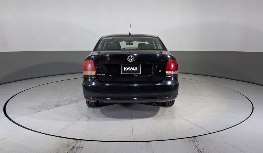 Volkswagen Vento 1.6 ACTIVE MT Sedan 2015