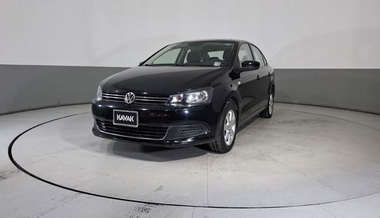 Volkswagen • Vento