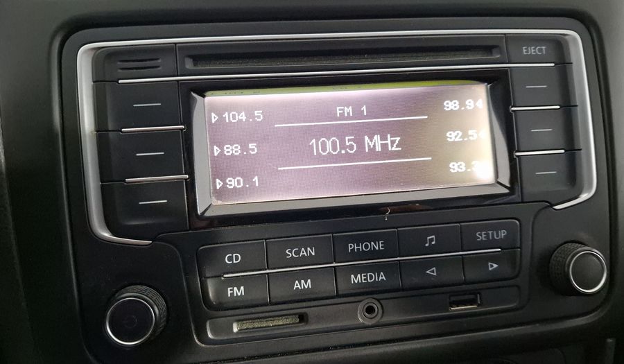 Volkswagen Vento 1.6 ACTIVE MT Sedan 2015