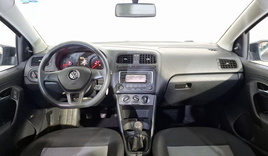 Volkswagen Vento 1.6 ACTIVE MT Sedan 2015