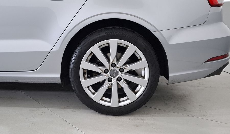 Audi A3 1.4 35 SELECT DCT Sedan 2019