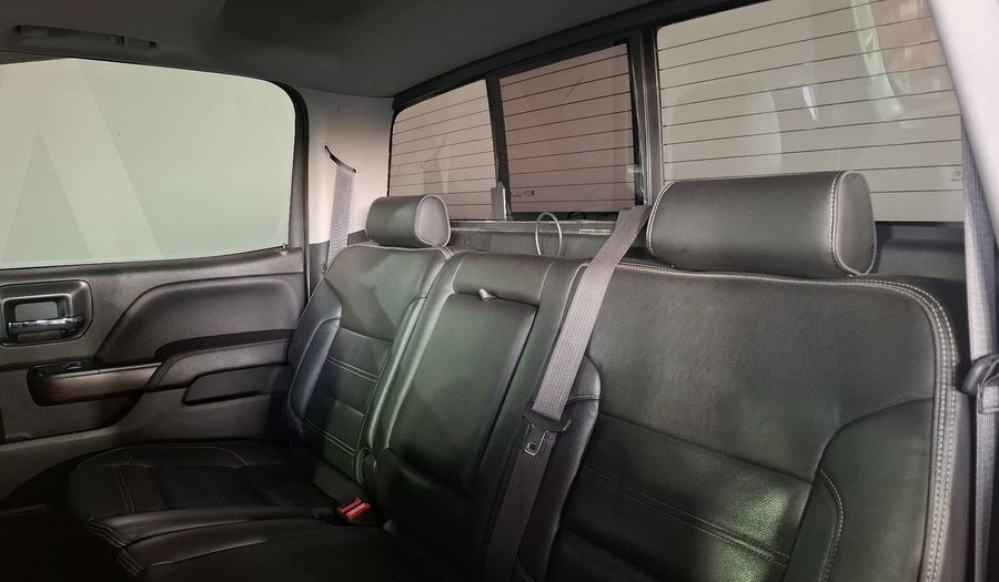 Gmc Sierra 6.2 DENALI G AT 4WD Pickup 2017