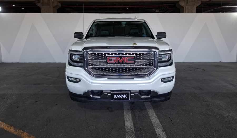 Gmc Sierra 6.2 DENALI G AT 4WD Pickup 2017
