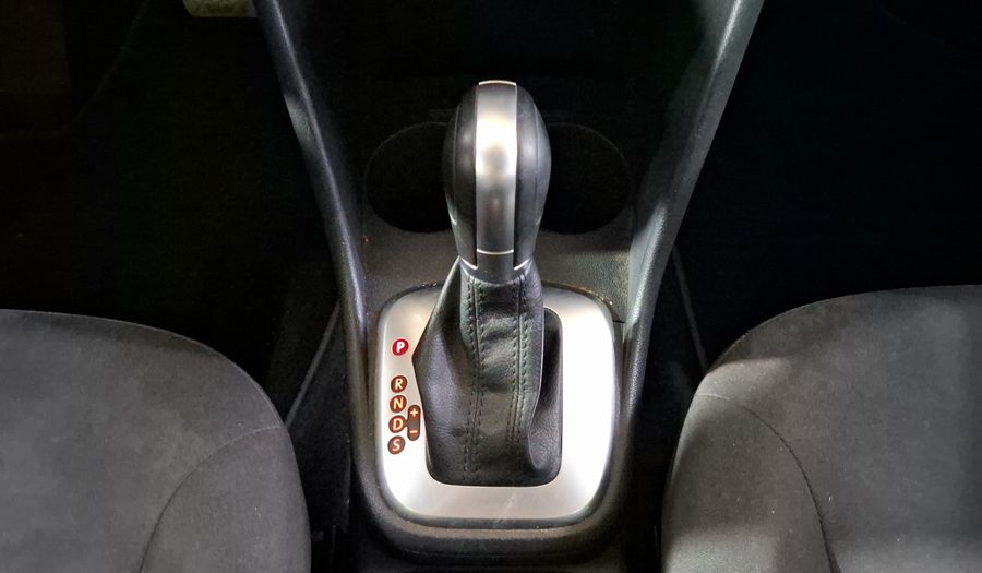 Volkswagen Polo 1.6 COMFORTLINE PLUS AUTO Hatchback 2020