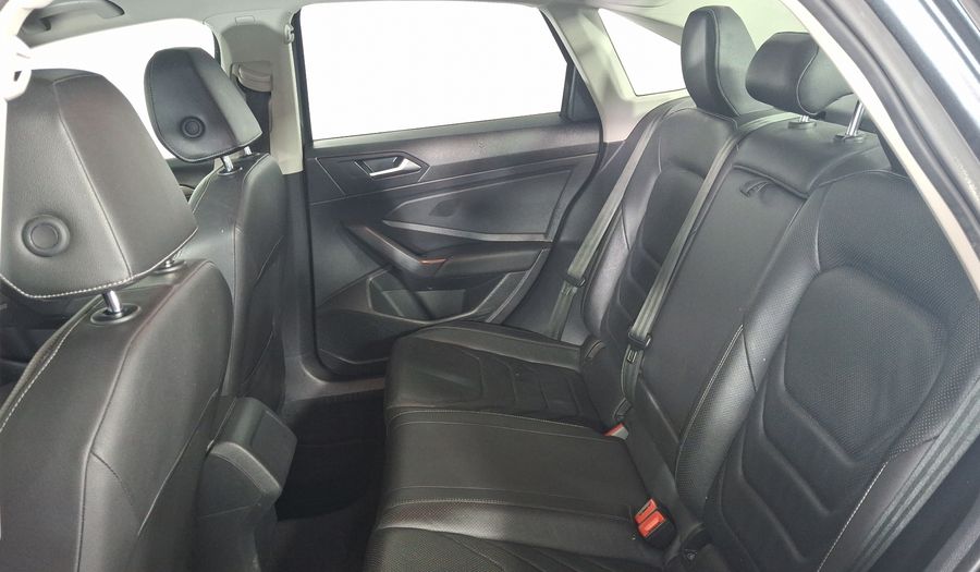 Volkswagen Jetta 1.4 HIGHLINE AUTO Sedan 2021