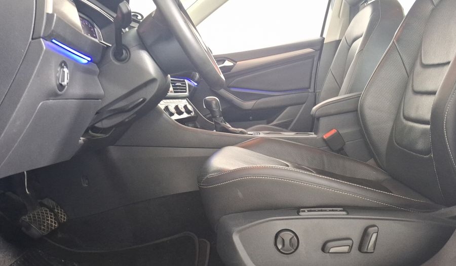 Volkswagen Jetta 1.4 HIGHLINE AUTO Sedan 2021