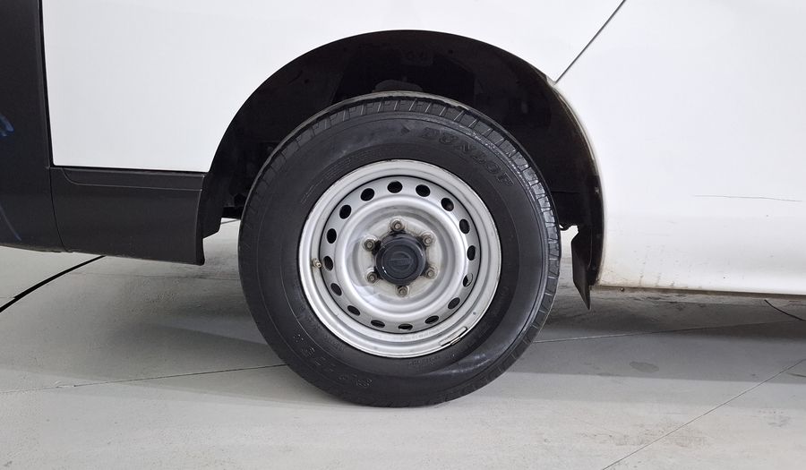 Nissan Nv350 Urvan 2.5 PANEL AMPLIA AA Van 2023