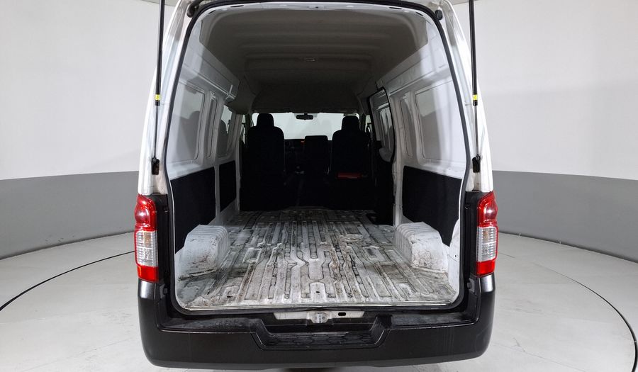 Nissan Nv350 Urvan 2.5 PANEL AMPLIA AA Van 2023