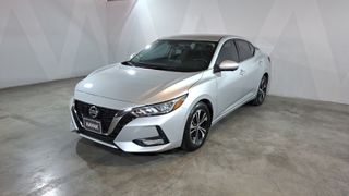 Nissan • Sentra