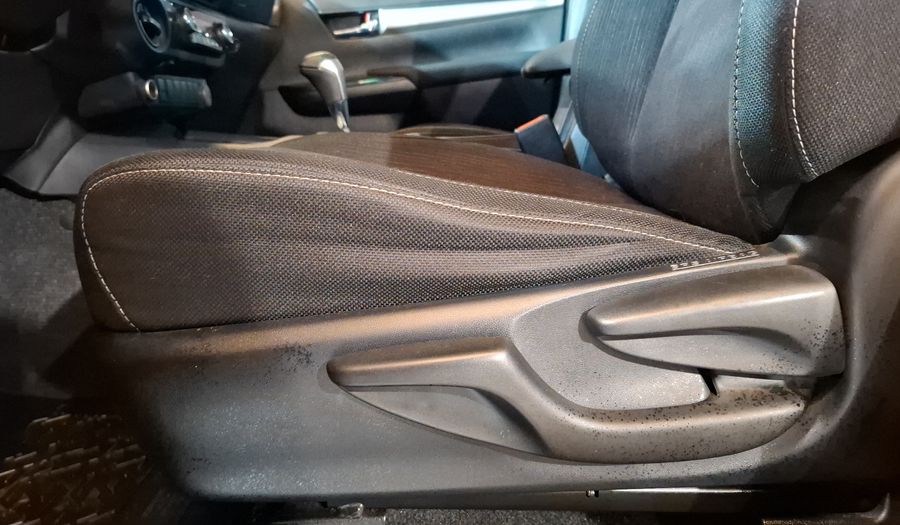 Toyota Hilux 2.8 DIESEL AUTO 4WD DOBLE CABINA Pickup 2021