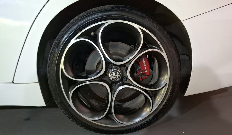 Alfa Romeo Giulia 2.0 VELOCE AUTO Sedan 2022