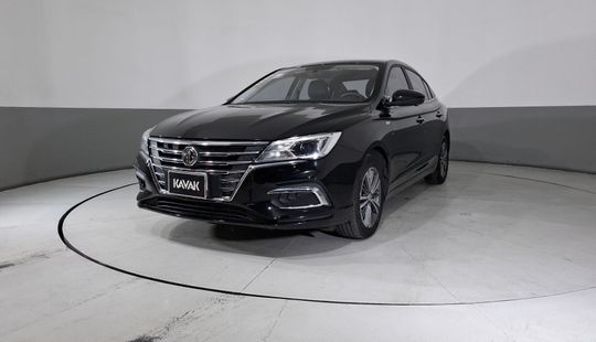 2022 • 43,615 km • Automático