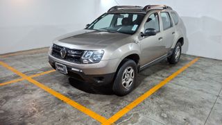 Renault • Duster