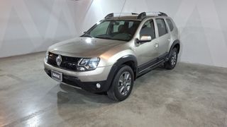 Renault • Duster