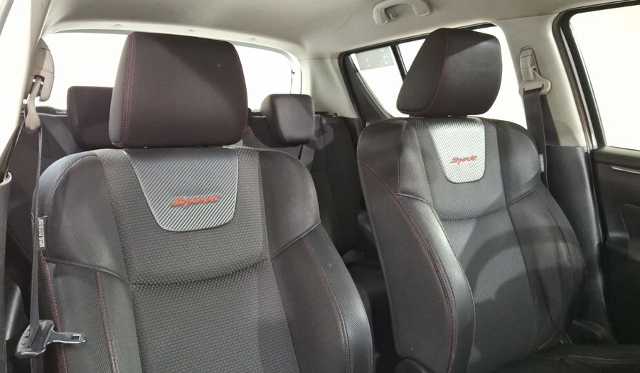 Suzuki Swift 1.6 SPORT MT Hatchback 2015