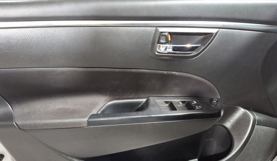 Suzuki Swift 1.6 SPORT MT Hatchback 2015